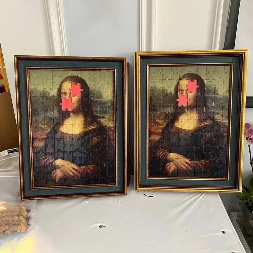 Photography Trick - Mona Lisa 2 by Sagiv Levy